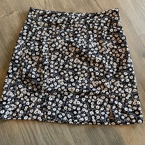 Flower pattern skirt